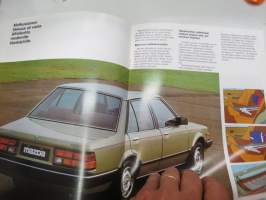 Mazda 323 Saloon 1982 -myyntiesite / brochure