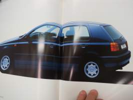 Volkswagen Golf 1993 -myyntiesite / brochure