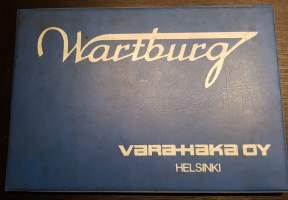 Wartburg -kansio 1982. Sisältää: kansio, Vara-Haka Oy Wartburg takuuvihko, rekisteriote APO-478, Pohjola-yhtiöt luovutuskirja, Franin Auto Ky kuitti korjauksesta.