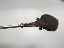 Vaasa vaakuna + vapaudenristi -leikkelehaarukka, leimattua 813 hopeaa, N7 = 1966, pituus 17 cm -fork