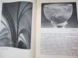 Pargasbygdens historia I:1 - Kyrkan och dess skrud -local history