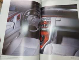 The Mercedes-Benz E-Class Saloons 1996 -myyntiesite / brochure
