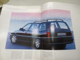 Opel Omega -myyntiesite / brochure