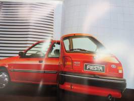 Ford Fiesta 1992 -myyntiesite / brochure