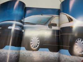 Ford Mondeo 1994 -myyntiesite / brochure