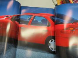 Ford Mondeo 1994 -myyntiesite / brochure