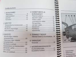 Derbi Boulevard 125 / 150 -käyttöohjekirja / owner´s manual in finnish
