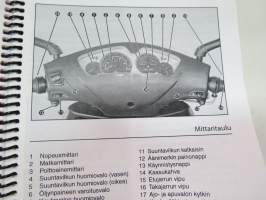 Derbi Boulevard 125 / 150 -käyttöohjekirja / owner´s manual in finnish