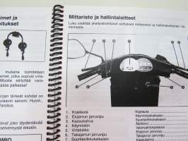 Derbi Atlantis -käyttöohjekirja / owner´s manual in finnish