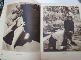 Suomen lapset -kuvateos / picture book of finnish children