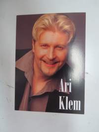 Ari Klem -ihailijakortti nimikirjoituksella / fan card