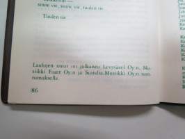 Metsäliitto - Hopeakirveet -laulukirja / song book