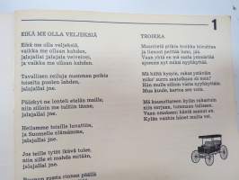 Uubiduu - Sointuja Suomen öihin -laulukirja / song book