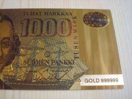 1986 Suomi 1000 Markkaa, 24k monivärikullattu näköisseteli, hienompi kuin kuvissa. Esim. lahjaksi. Katso myös muut kohteeni.