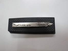 Patria AMV -solmioneula / tie clip