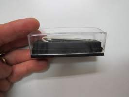Patria AMV -solmioneula / tie clip