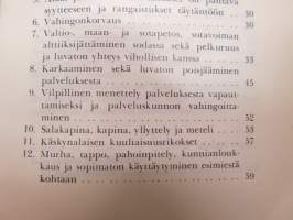 Sotilasoikeudenhoitoa koskevia säädöksiä (SRL, SKA ja STL) -Finnish military manual regarding special laws