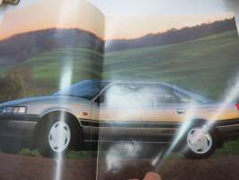 Mazda 626 Sedan 4-ov., Hatchback 5-ov., Sport Saloon 2-ov. 1989 -myyntiesite / brochure