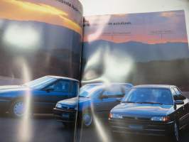 Mazda 323 Sedan 4-ov., Hatchback 3-ov., Farmari 5-ov. 1992 -myyntiesite / brochure