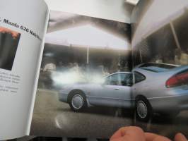 Mazda 626 4-ovinen Sedan / 5-ovinen Hatchback 1993 -myyntiesite / brochure