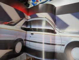 Peugeot 309 1988 -myyntiesite / brochure