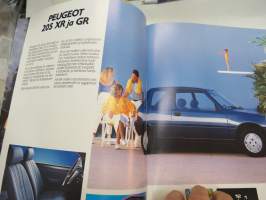 Peugeot 205 1987 -myyntiesite / brochure