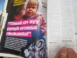 Alibi 2001 nr 7, Mafiapomo Lauri Johansson vannoo kostoa, Kauko "Vilperi" K. Kotkasta poltettiin elävältä, Steen Christensen, Vaarallinen nainen Jaana Punkkinen