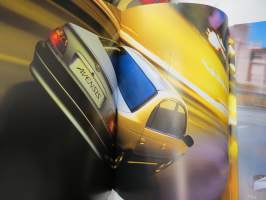 Toyota Avensis 2001 -myyntiesite / brochure