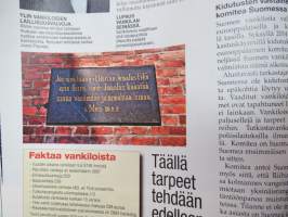 Alibi 2015 nr 5, Paloittelumurhaaja Pönkä vangittiin petoksista, Hakunilan perhesurmaaja tapettiin Riihimäen vankilassa Atte Meriläinen &amp; Niki Ahvenniemi kertovat