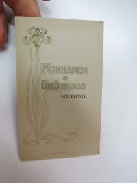 Äiti + trio, Atelier / Valokuvaamo Hokkanen &amp; Grönroos, Kuopio -visiittikorttivalokuva / visitcard photo - cdv
