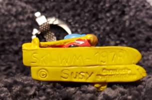 Ski WM Garmisch Partengirchen mascot Susy 1978 - keychains