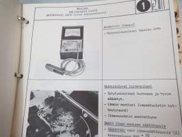 Peugeot 305 -korjaamokirja täydennyslehtineen (Bulletin)