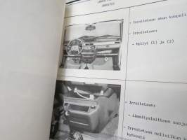 Peugeot 305 -korjaamokirja täydennyslehtineen (Bulletin)