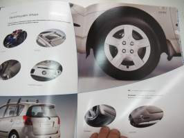 Toyota Corolla Verso -myyntiesite / brochure