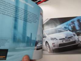 Toyota Prius 2010 -myyntiesite / brochure