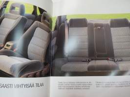 Toyota Camry 1988 -myyntiesite / brochure