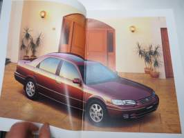 Toyota Camry 1997 -myyntiesite / brochure