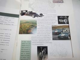 Lotus-kansio jossa Highland fling magazine ja lehdistötiedotteita -myyntiesite / brochure