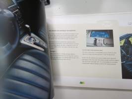 Peugeot 407 2004 promootiokirja / esittelykirja -promotional book