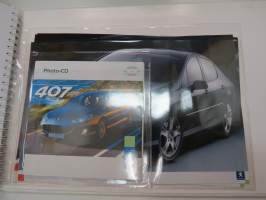 Peugeot 407 2004 promootiokirja / esittelykirja -promotional book