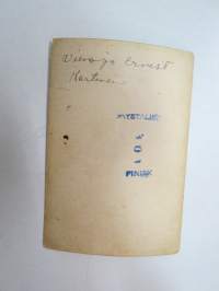 Vieno ja Ernest Kartinen (Kaartinen?) -valokuva / photograph