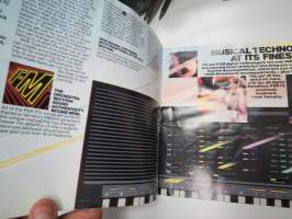 Yamaha Electronic Keyboard Portatone PSR-70 -myyntiesite / brochure