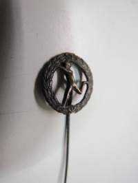 SF / Seppele / Juoksija -rintamerkki / pin