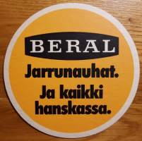 Beral jarrunauhat ja kaikki hanskassa- lasinalunen