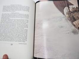 Das grosse Buch der Windjammer -suurten purjelaivojen esittelyä, myös suomalaisomistuksesssa olleita aluksia