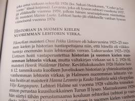 Tulevaisuutta rakentamassa  Turun Lyseo 1903 - 2003