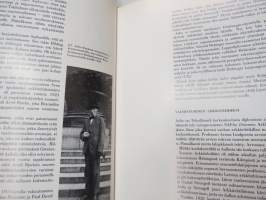 Valkoinen pöytä - Alvar Aallon nuoruus ja taiteelliset perusideat (Alvar Aalto)