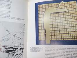 Valkoinen pöytä - Alvar Aallon nuoruus ja taiteelliset perusideat (Alvar Aalto)