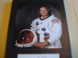 Apollo 11, 50-vuotis 1969-2019, canvastaulu, koko 20 cm x 30 cm. Teen näitä vain 50 numeroitua kappaletta. Yksi heti valmiina lähetettäväksi.