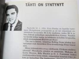 Elvis! - Amerikkalaisen laulajan elämä ja kuolema